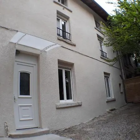 L'atelier- Cosy Avec Cour - Centre Apartment