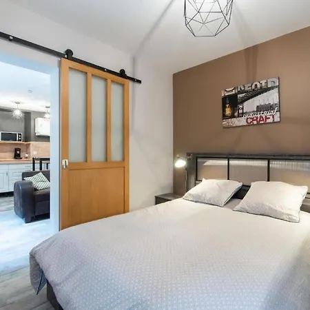 Apartment L'atelier- Cosy Avec Cour - Centre